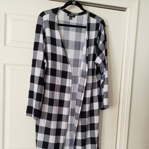 Black White checkered duster.